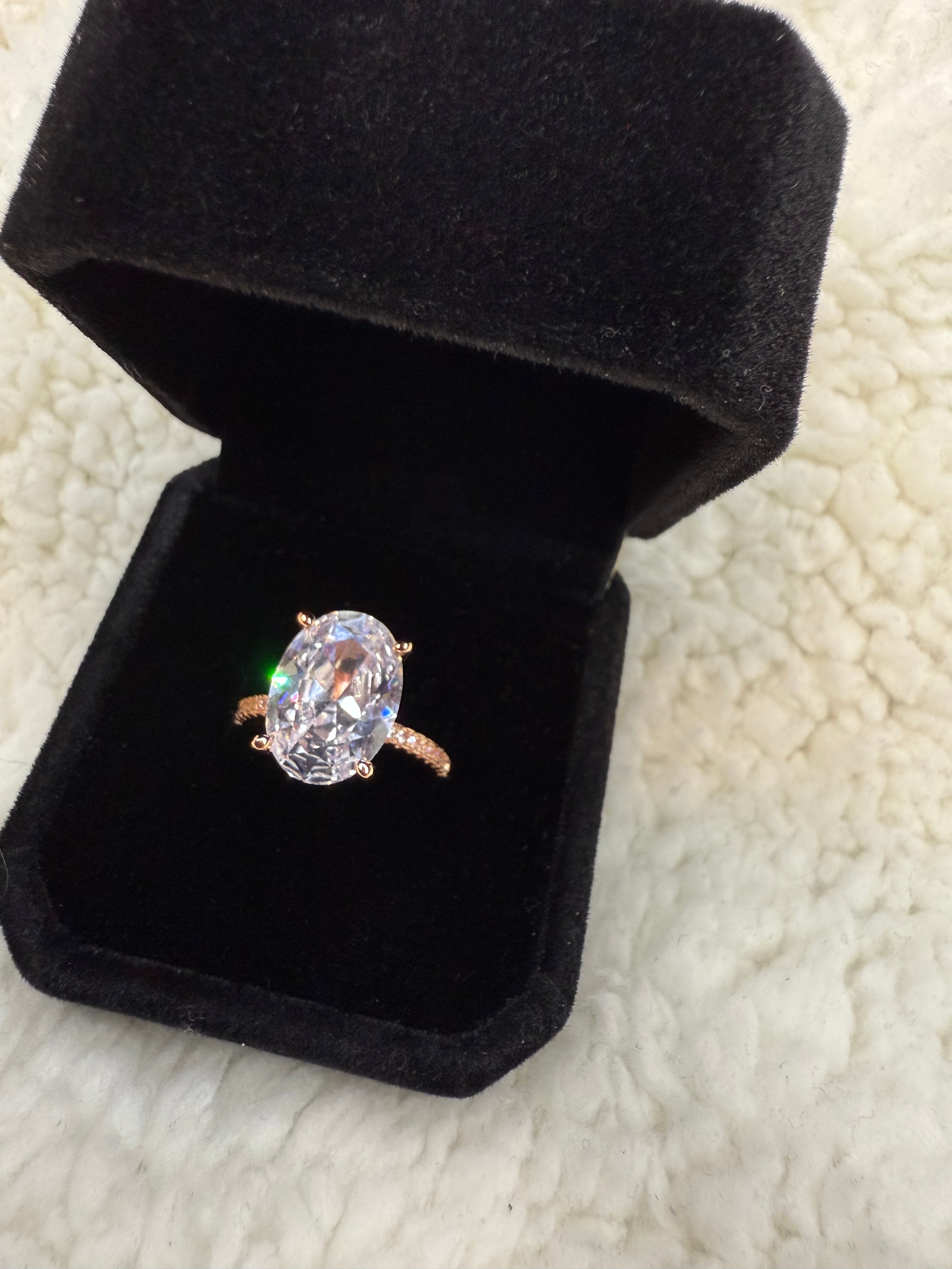 ✨ ca.5 karat Oval Cocktailring – 925 Sterling Sølv ✨