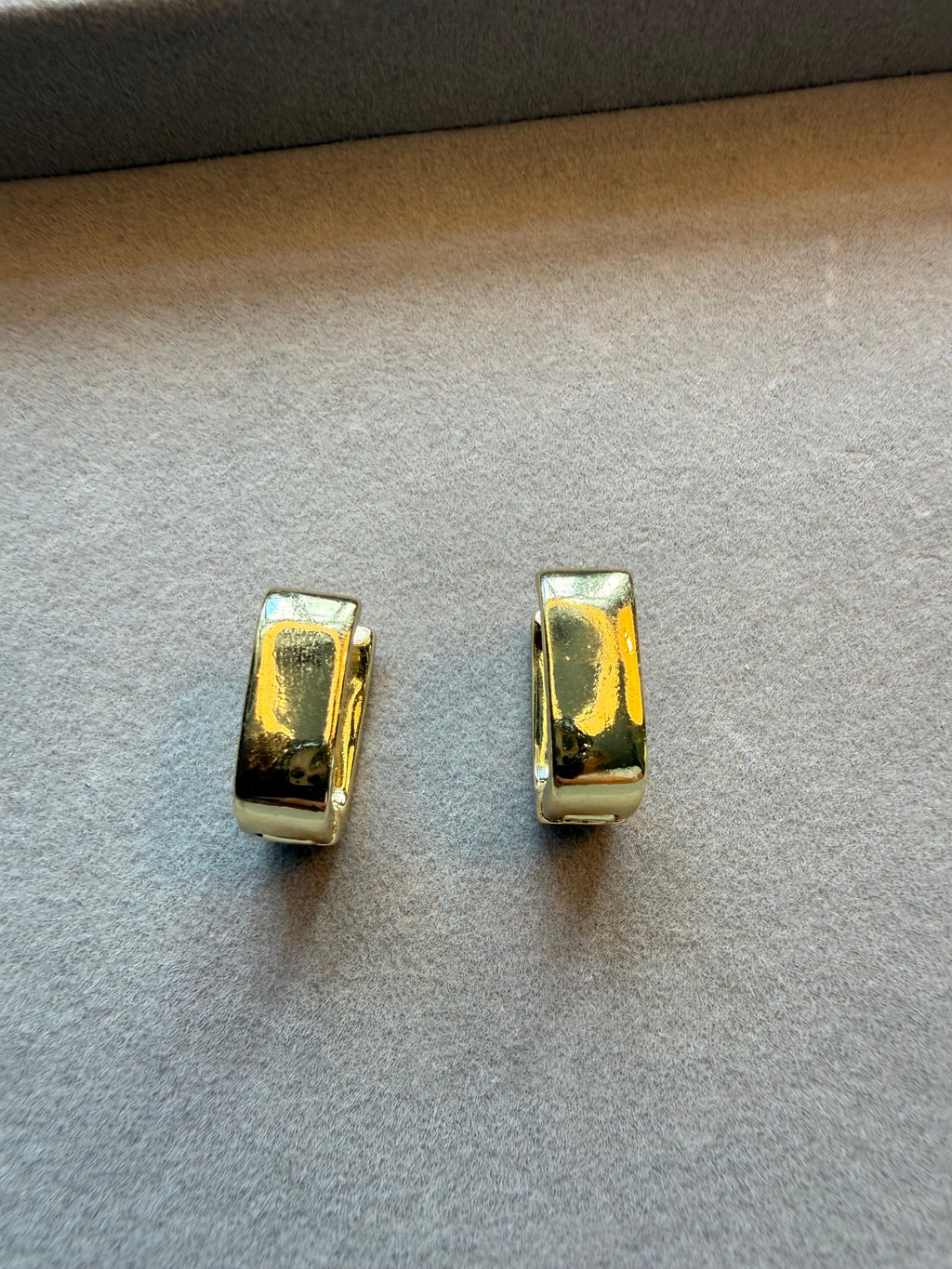 Ear Hoops with Strass