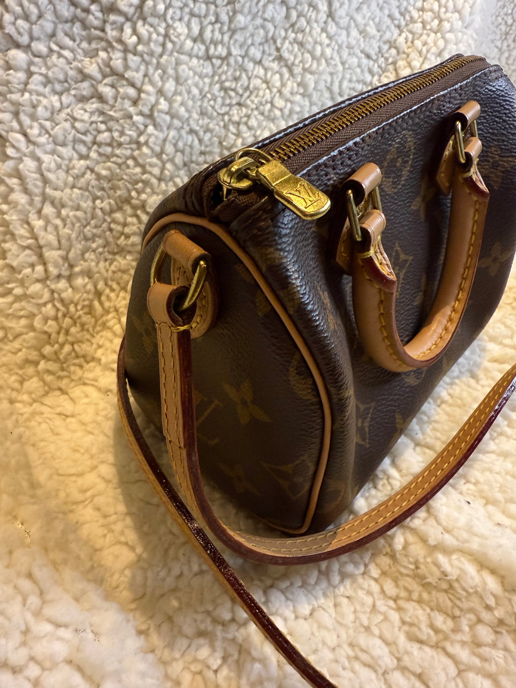 Louis Vuitton M6 Speedy Nano