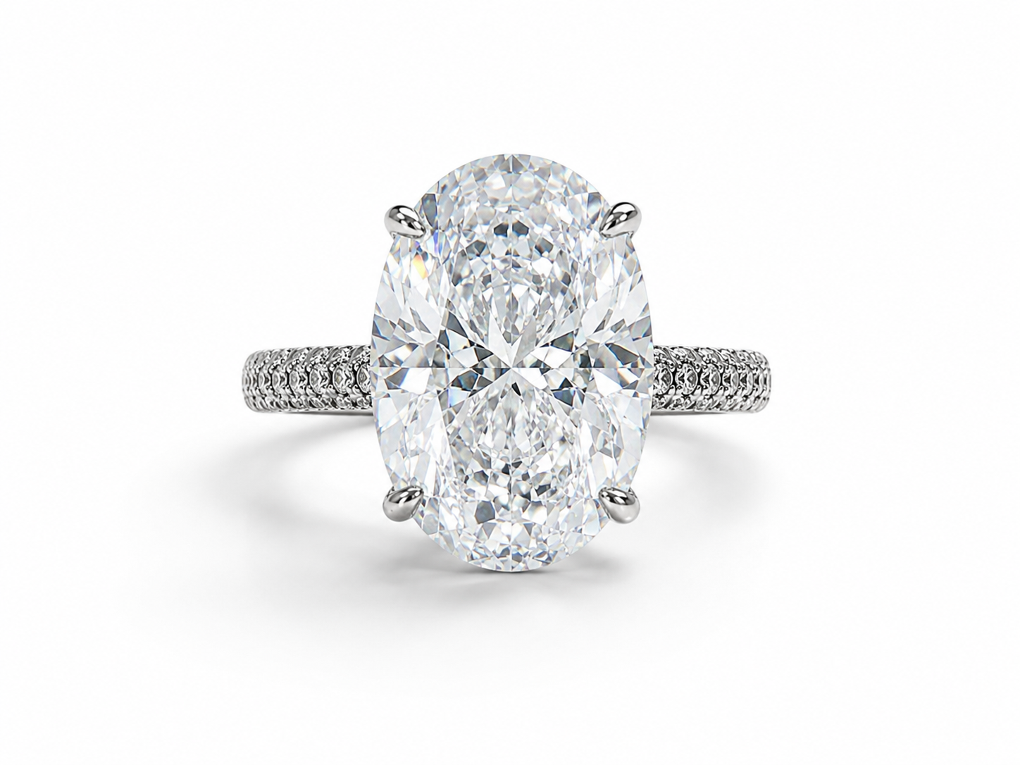 Big 8 carat statement silverring.