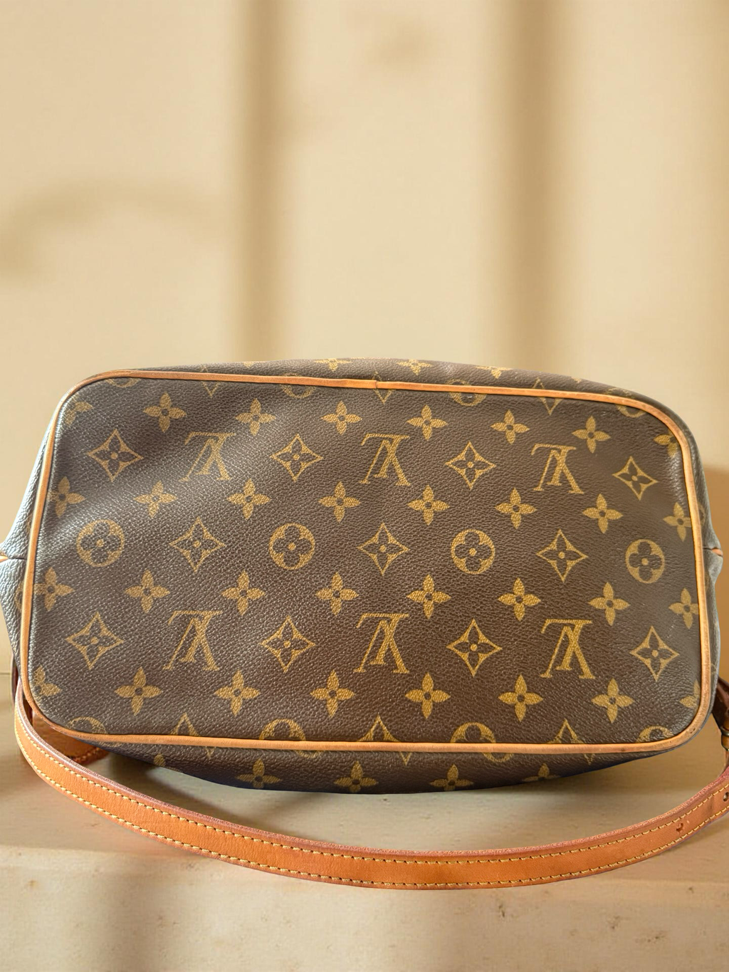 Louis Vuitton Palermo Pm med ekthetsbevis.