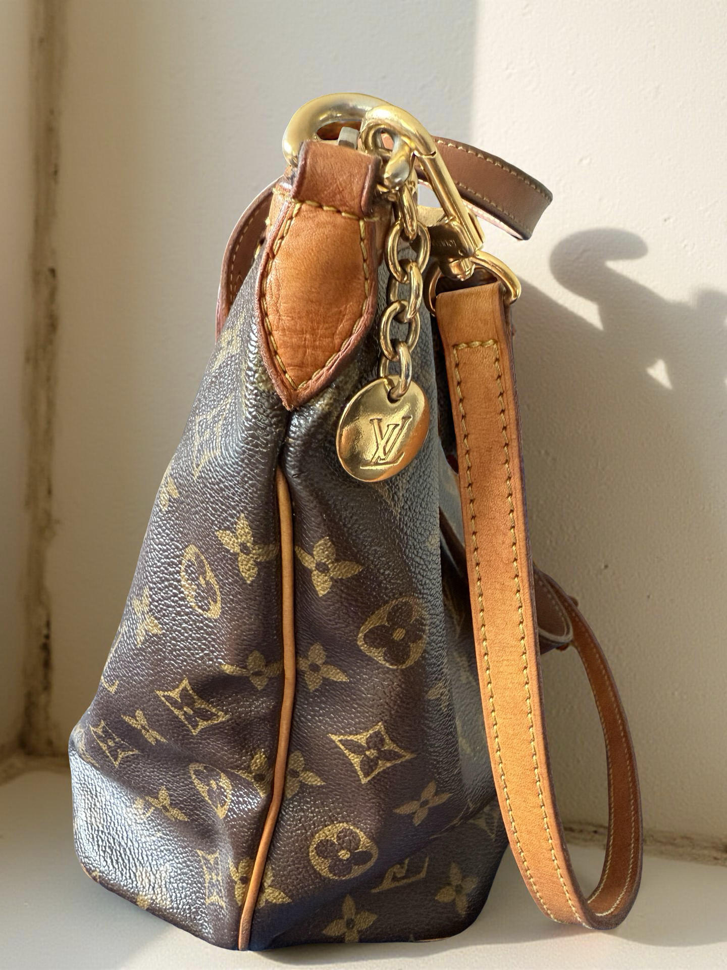 Louis Vuitton Palermo Pm med ekthetsbevis.