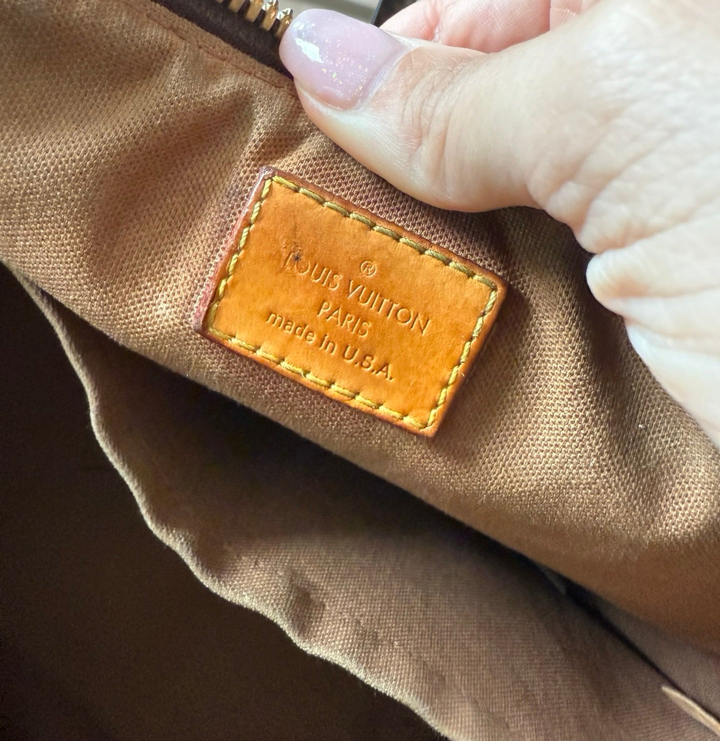 Louis Vuitton Palermo Pm med ekthetsbevis.