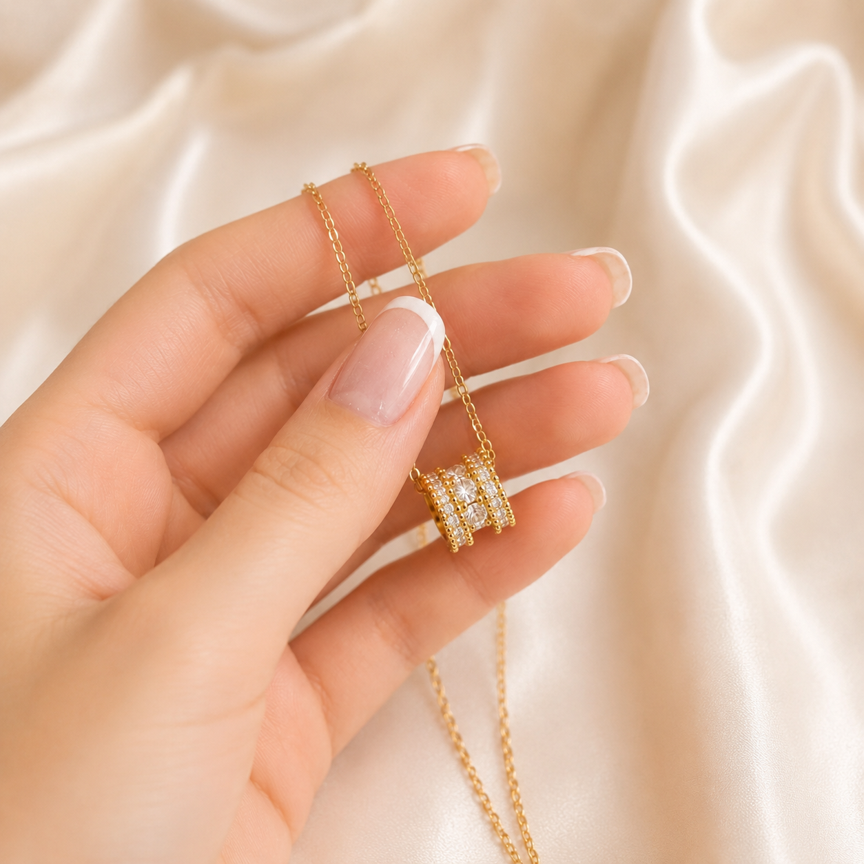 Celeste Necklace – 18K Gold Plated