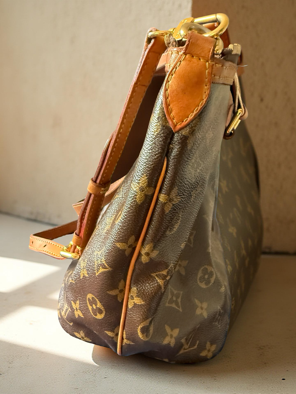 Louis Vuitton Palermo Pm med ekthetsbevis.