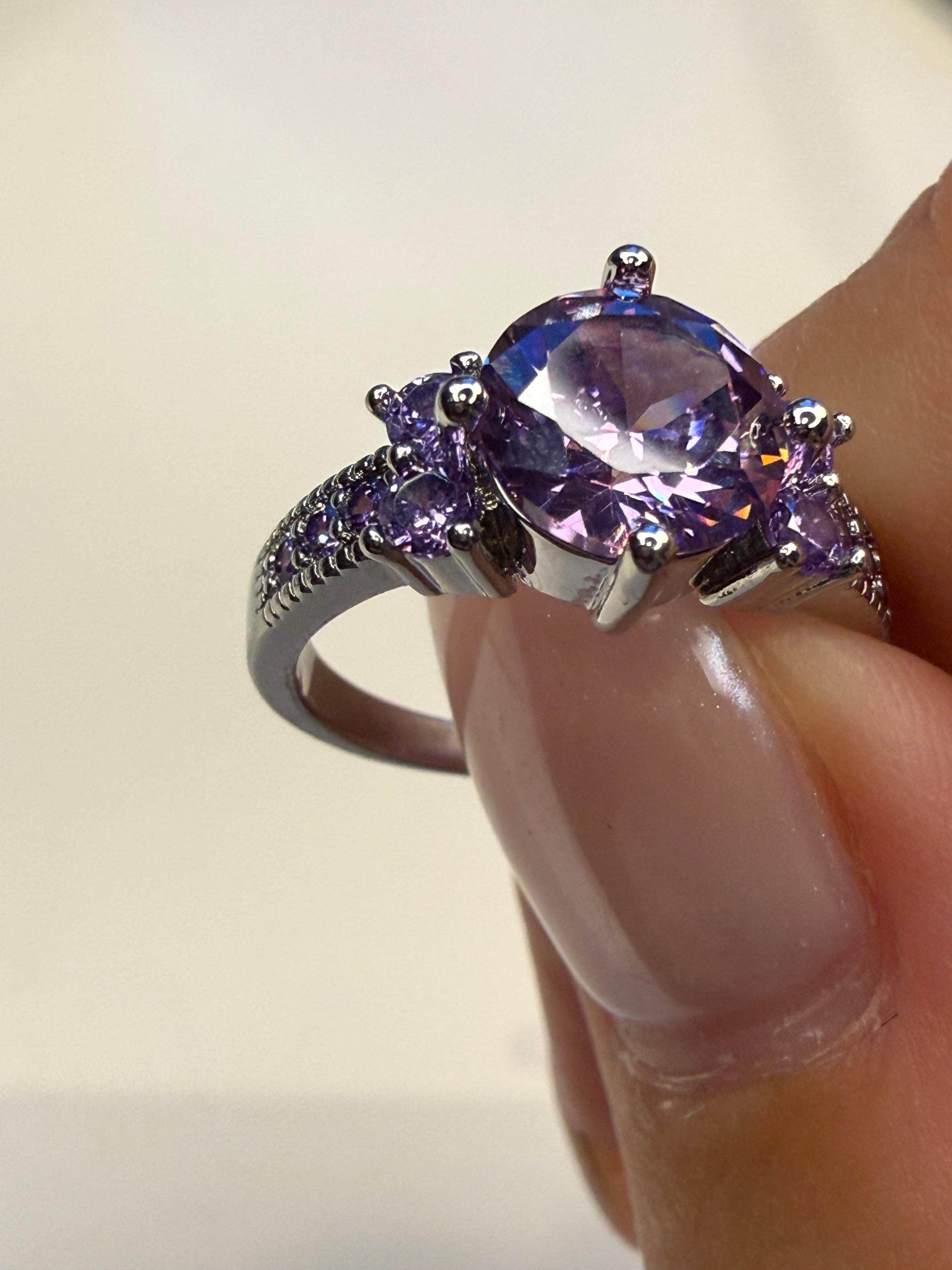 Elegant Round Zirconia Ring In Different Colours